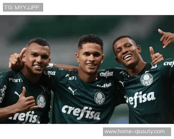 玻利瓦尔与帕尔梅拉斯激战正酣谁能在这场对决中笑到最后